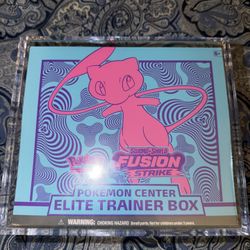 Pokemon Center Fusion Strike ETB 