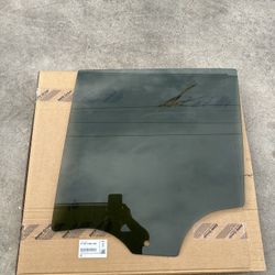 NEW 2011 2012 2013 BMW X3 RIGHT PASSENGER REAR DOOR WINDOW GLASS 51-35-7-382-139