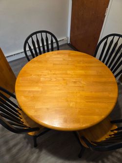 Kitchen/Dining Set