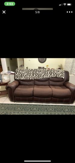 Recliner Sofa set as it is condition pick up location 32837