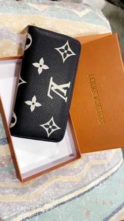 New designer Pocket book