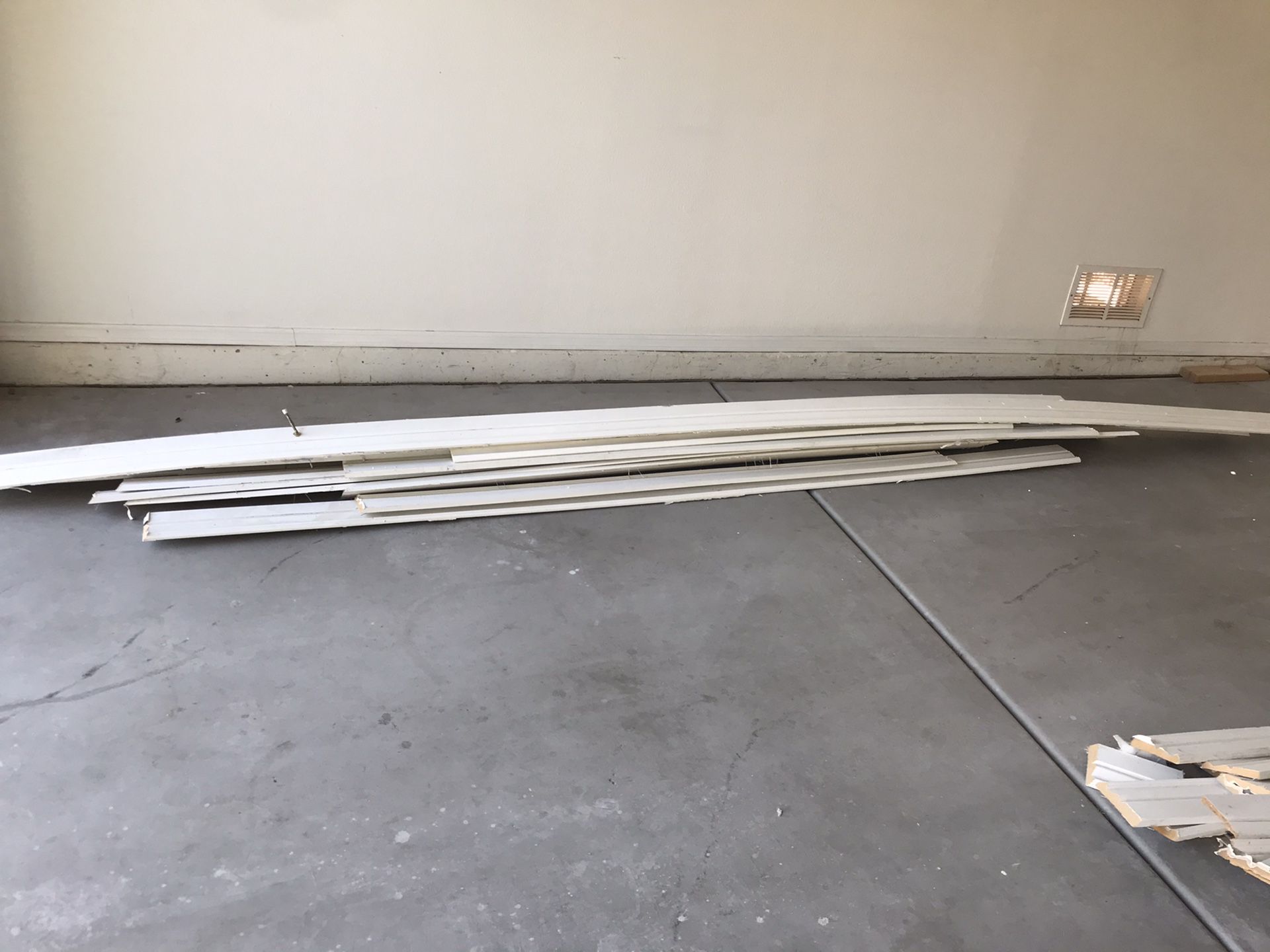 Used baseboards long 14 ft is longest and other pile is shorter