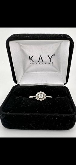 10k White Gold Diamond Engagement or Promise Ring