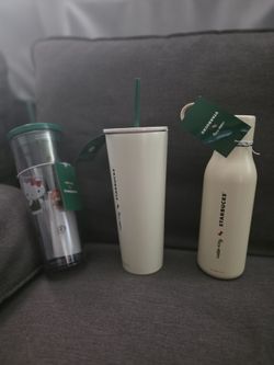 Starbucks Hello Kitty Cups