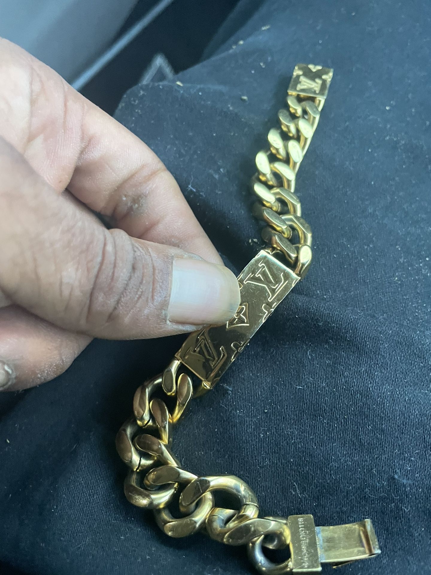 Louis Vuitton Chain Links Patch Bracelet for Sale in Saginaw, MI - OfferUp