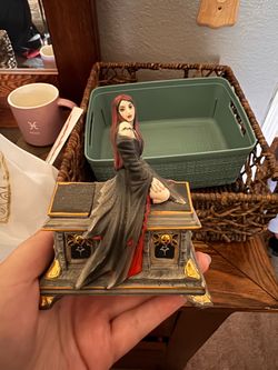 Vampire on coffin