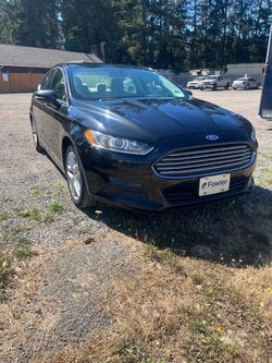 2014 Ford Fusion Black 4-Door Sedan