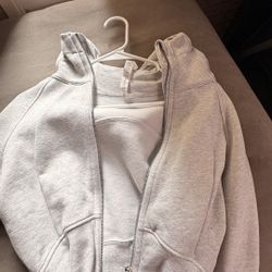 Lululemon Sweater 