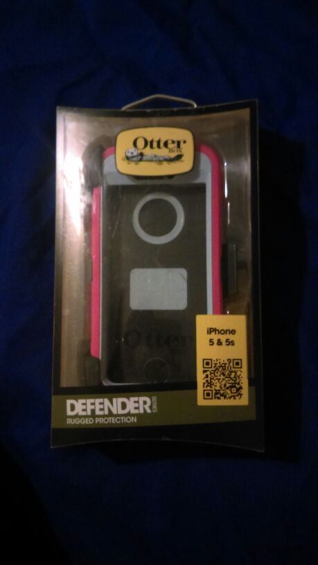 Otter box for iPhone 5 & 5s