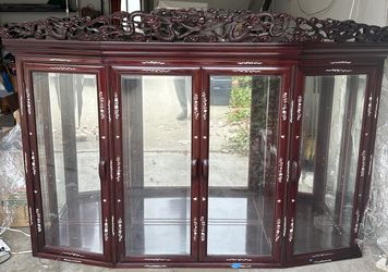 almost brand new two-tier display cabinet