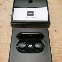 Bose Sport Earbuds Wireless Black ..........