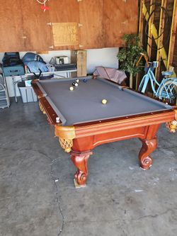 8 ft Pool Table $499 Obo