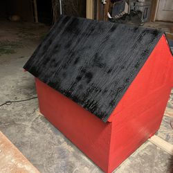 Custom Dog Houses