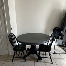 Dining Room Table 
