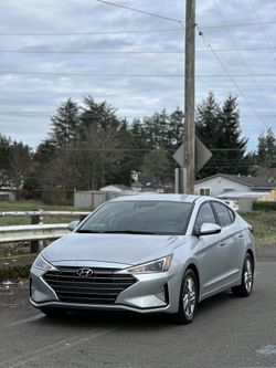 2019 Hyundai Elantra