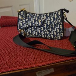 Crossbody 