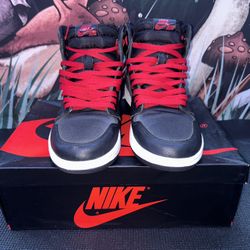 Air Jordan 1 (Black Satin/Gym Red)