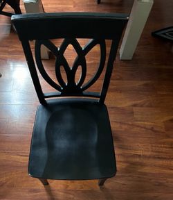 Pier Imports Table