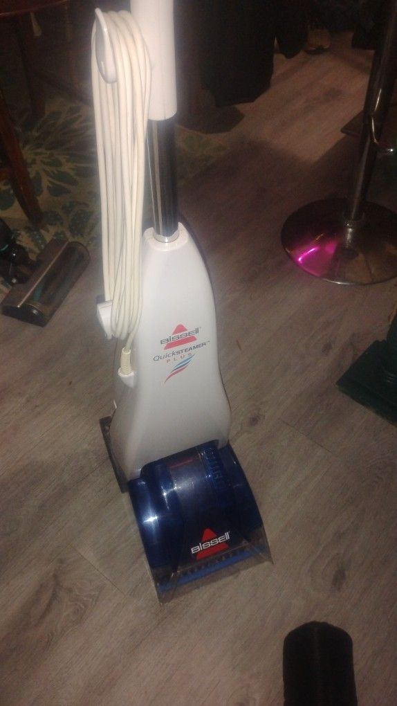 Bissell Upright Carpet Steamer