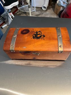 Vintage Cedar Nautical Keepsake Chest – $30 OBO