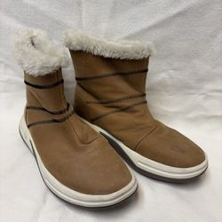 Lands End Suede Lined Boots 8 1/2