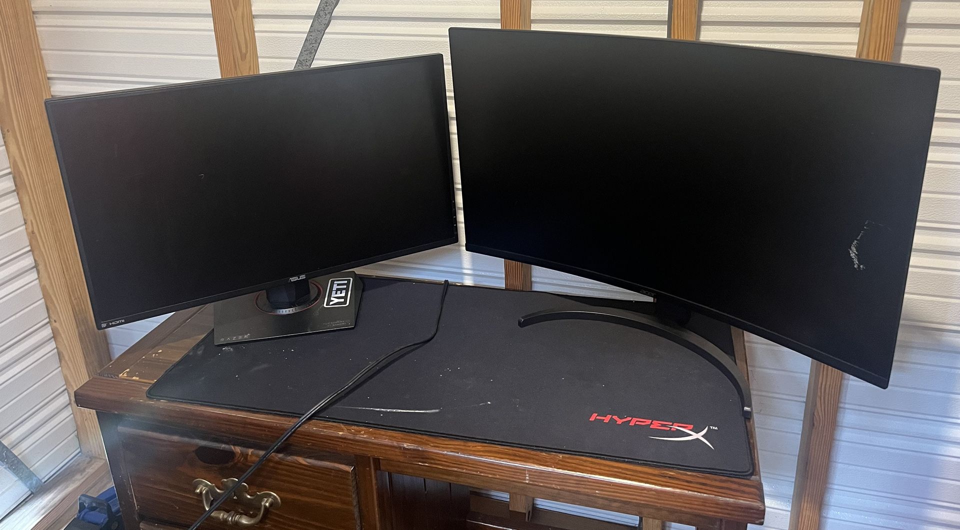 Monitors Desk & Chair