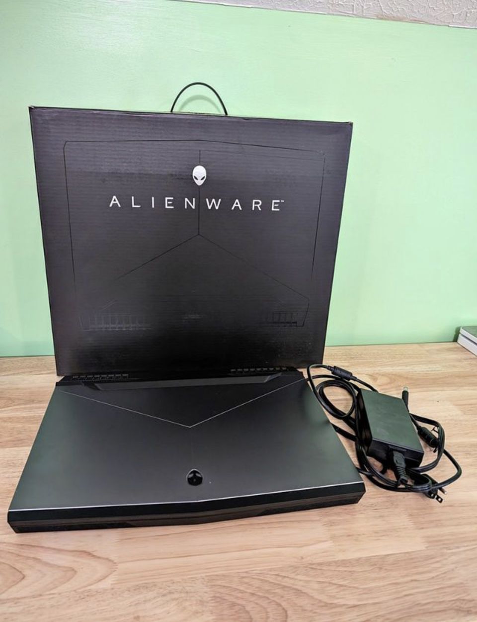 Alienware R4 Gaming laptop