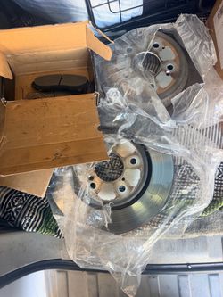 Honda odyssey 2011 Brake Rotors and Brake Pads Set