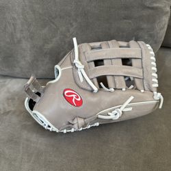 Rawlings Softball Glove