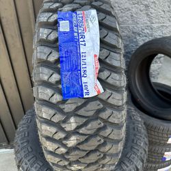 LT 285/70/17 Mud Terrain Tires Set New