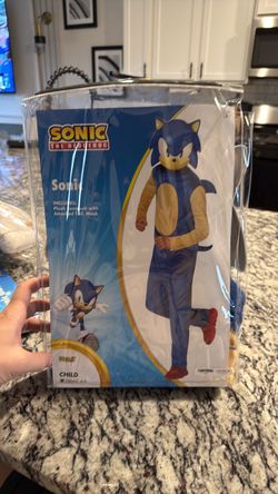 Sonic the hedgehog Halloween costume