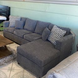 Gray Beautiful Sectional With Matching Ottoman ¡¡NOW IN STOCK!! ¡¡Brand NEW!!