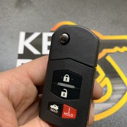 key Mazda  6