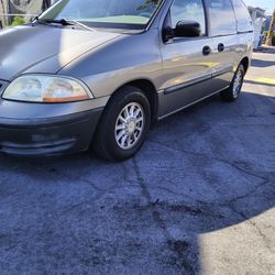 2000 Ford Windstar