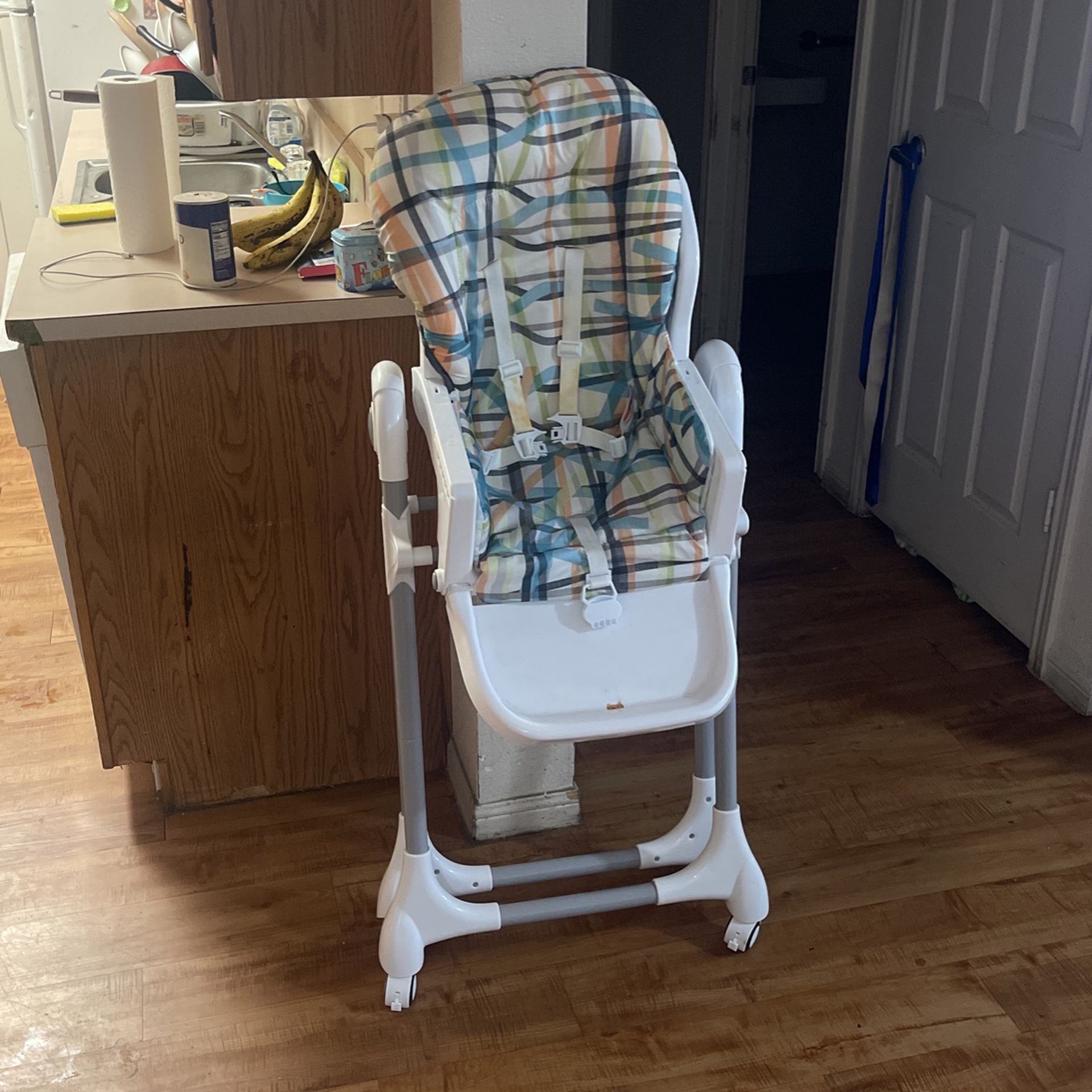 Baby high chair For feeding
