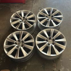 17” Rims Toyota 5x114.3 Used Firm Price,,,,