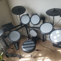Millenium MPS-850 E-Drumset Bundle Kit & Double Bass Pedal + Steve Gadd/Dave Wetzel Sig. sticks