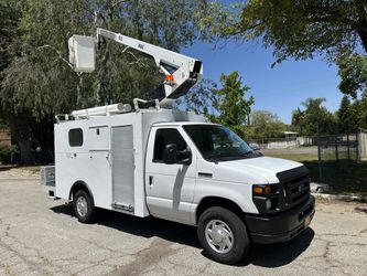 2016 Ford E-350