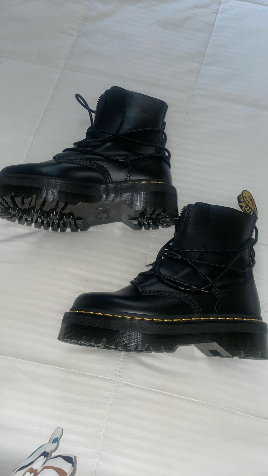 Doc, Martens, Coach, Uggs, Vince Camuto , Steve Madden Nike