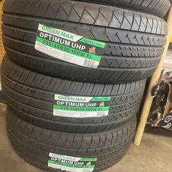 235/45/20 New Set Of Tires 