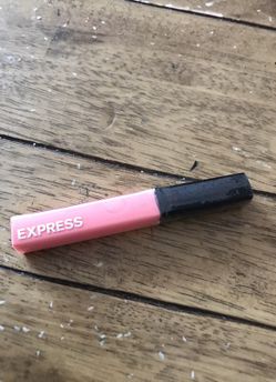 Express lip gloss NEW