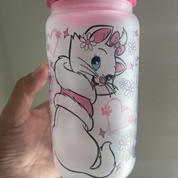Cups 