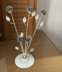 Rosebud Photo/Picture Holder Tree Stand Antique White