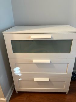 IKEA BRIMNES 3-Drawer Dresser, White, Frosted Glass Drawer
