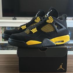Nike Air Jordan 4s Yellow Thunder - Size 12