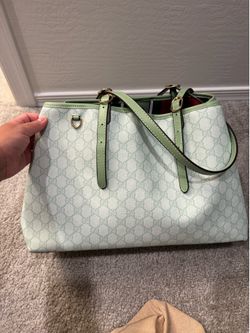 Green purse - read description