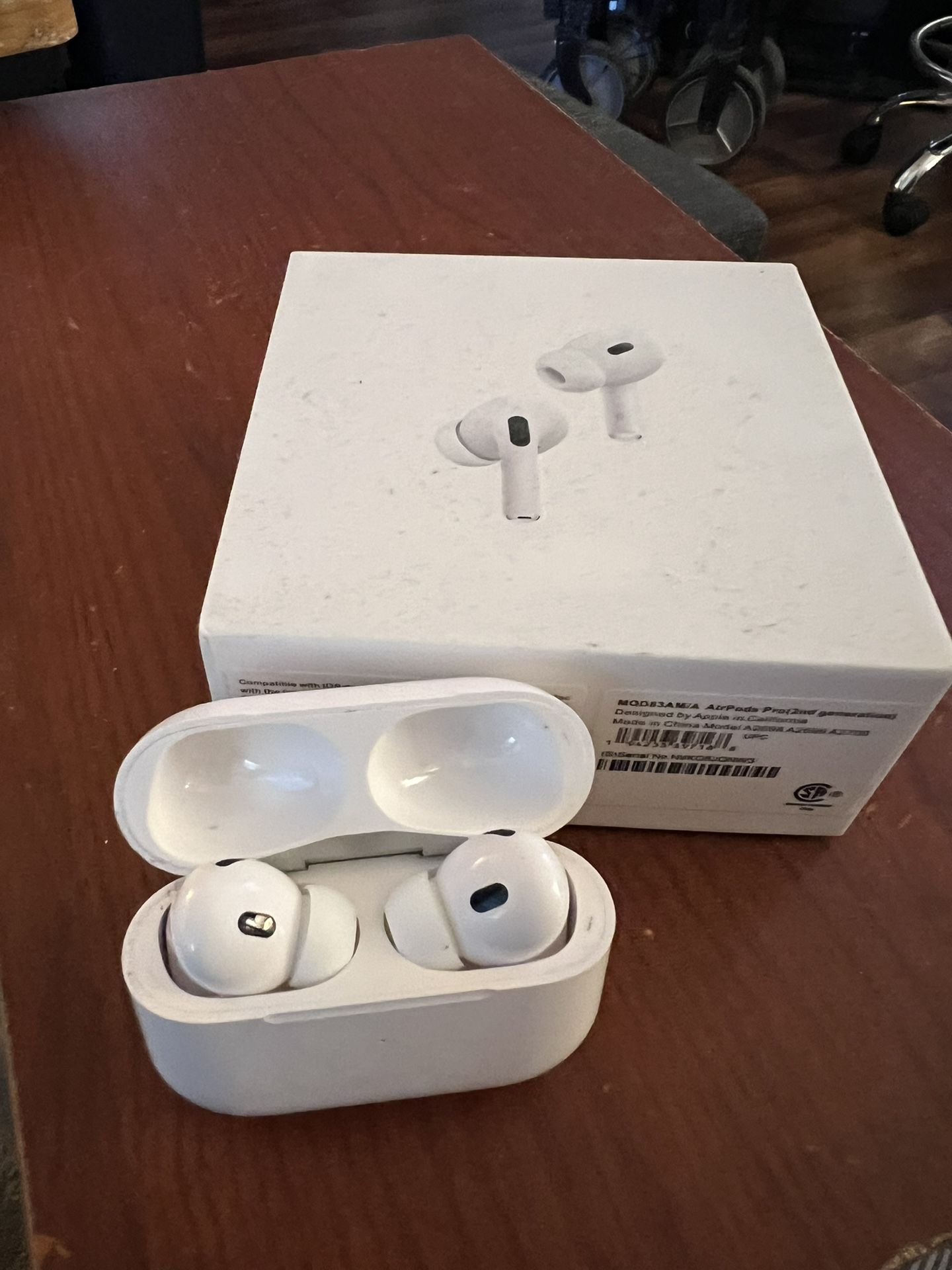 Air Pods Pro.   Like New  $65 Obo