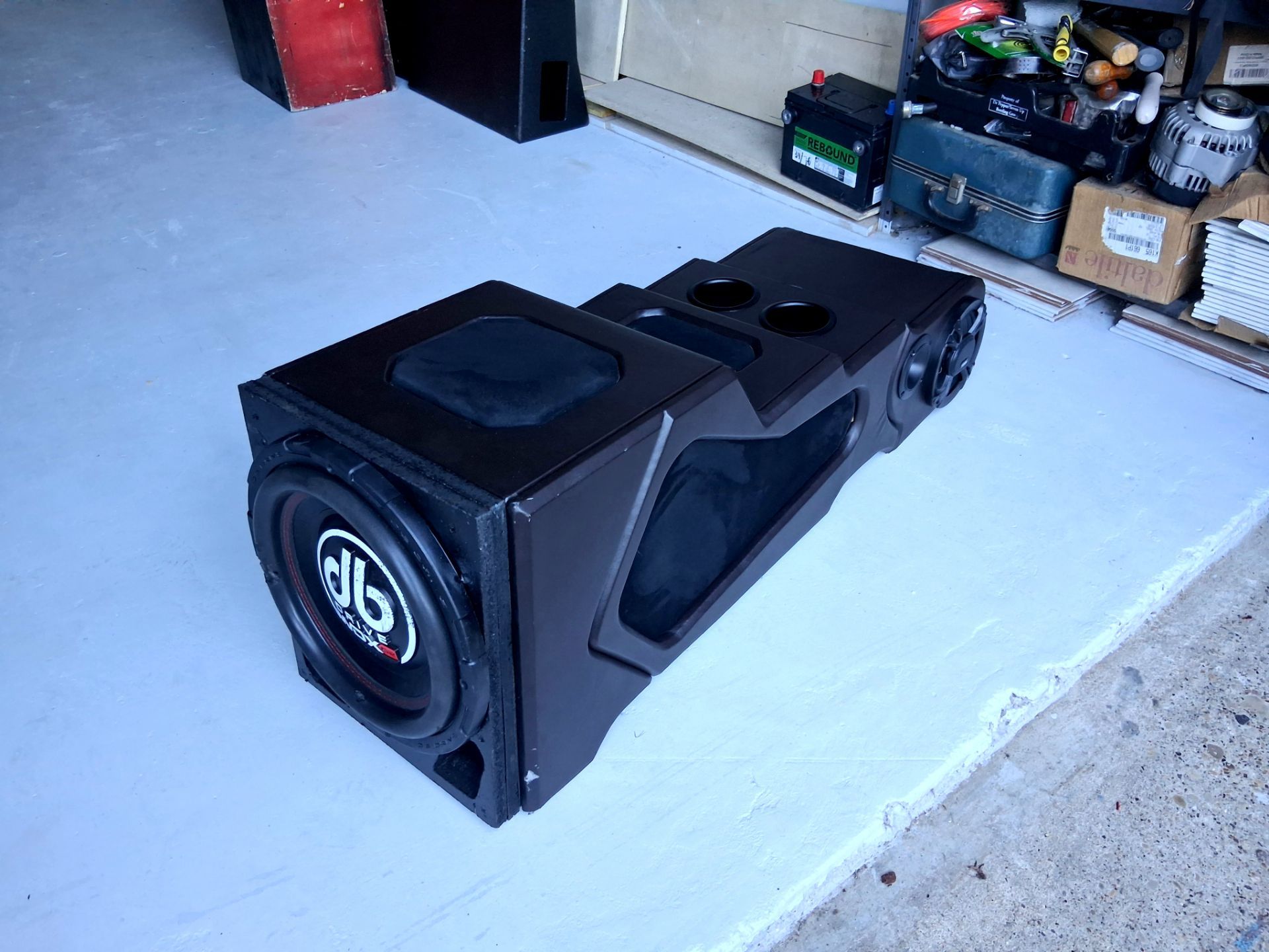 New 12 custom subwoofer console for any truck db drive WDXG2 6.5 speakers 4inch tweeters $300
