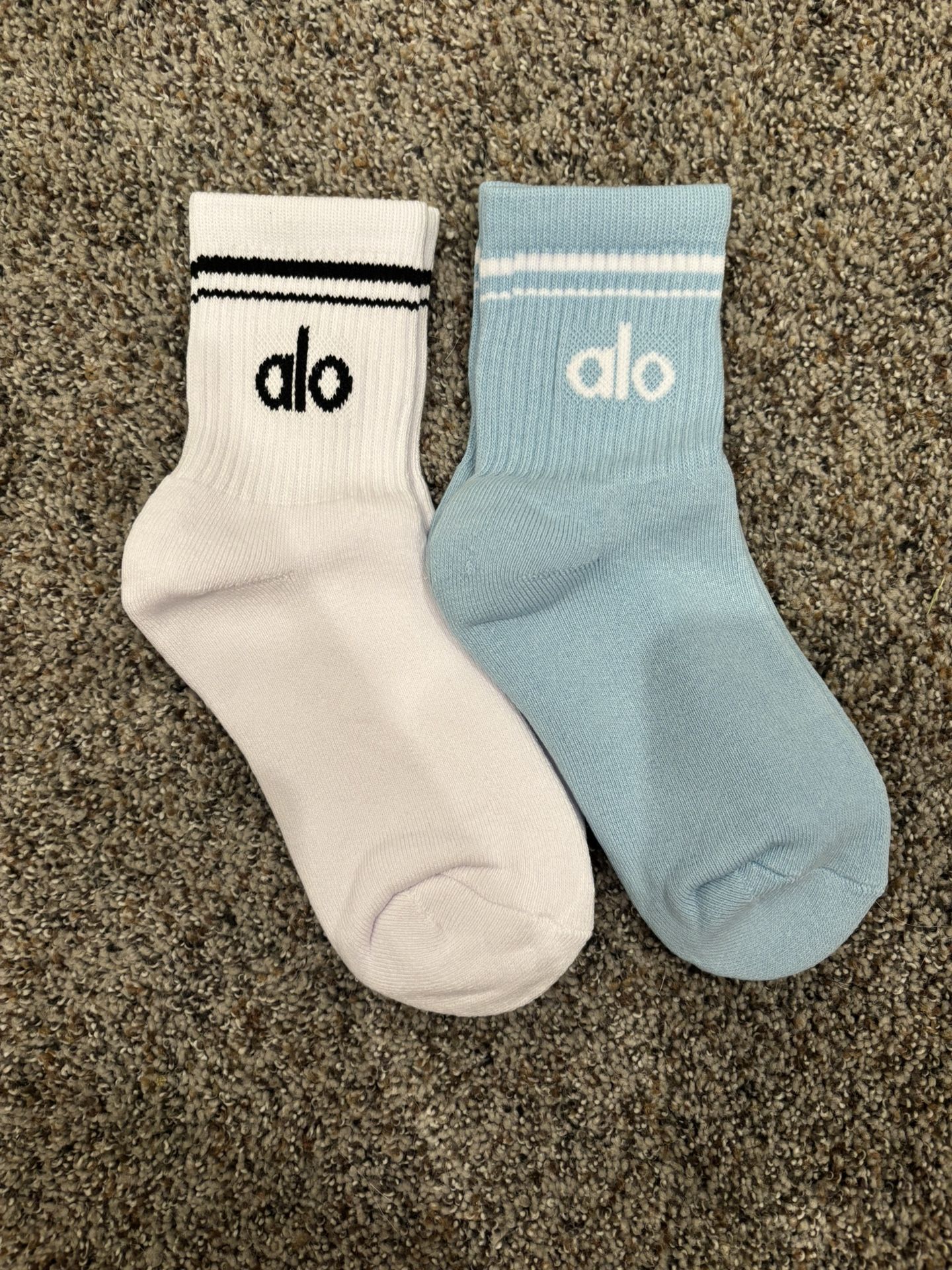 2 Pack Alo Yoga Unisex Throwback Ankle Socks Blue And White Brand New