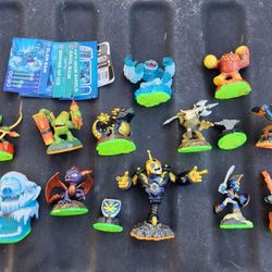 Skylanders Lot 14 Pieces, Video Game not included, Legendary Xbox PS Nintendo